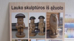 Lauko skulptūros iš ąžuolo